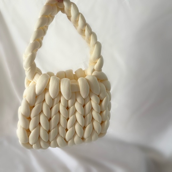 Handbags - Knit plush chunky white purse handbag dumpling cloud puff